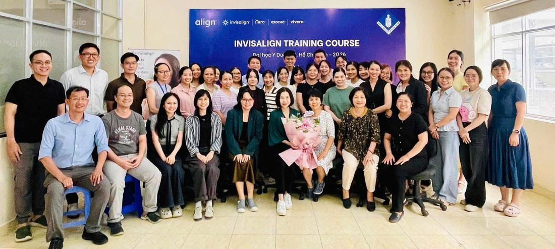 Khóa đào tạo Invisalign tại Đại học Y Dược